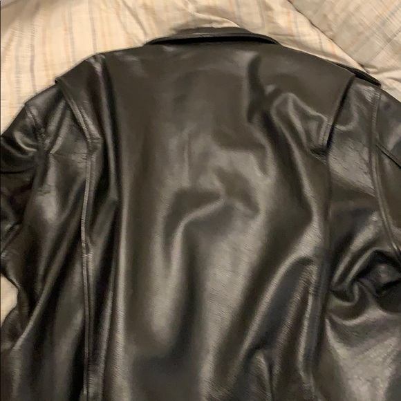 Harley Davidson leather jacket - Picture 3 of 5
